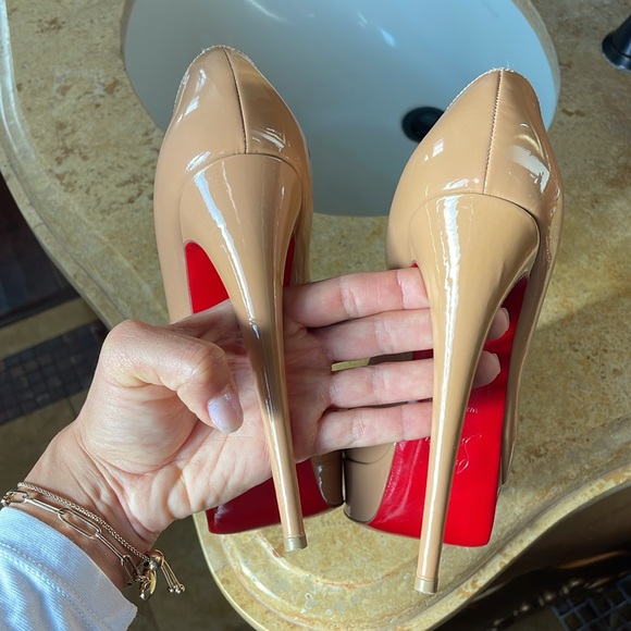 Christian Louboutin lady peep heels - Picture 11 of 14
